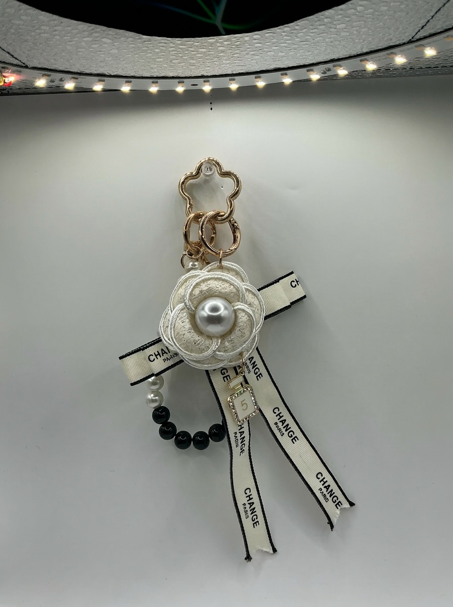 Elegant Pearl Flower Bag Charm